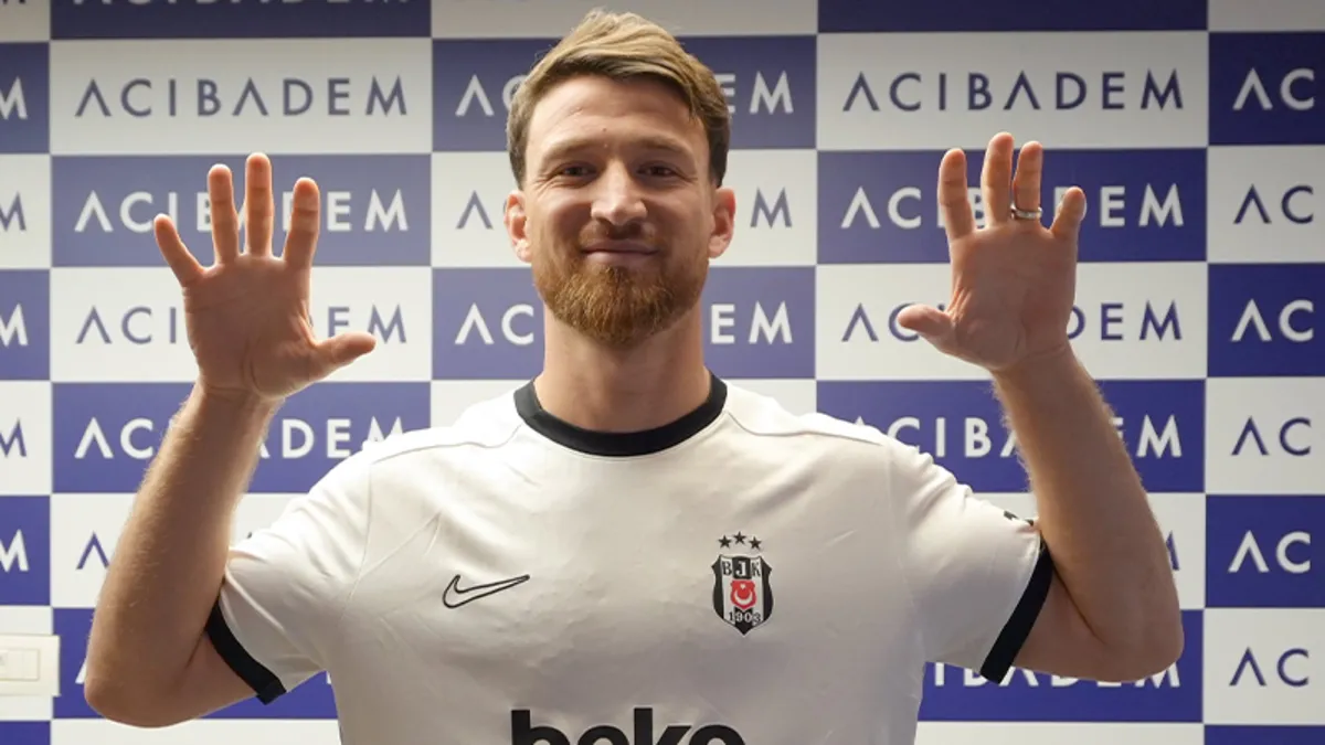 Beşiktaş’ta Salih Özcan sağlık kontrolünden geçti! Beşiktaş’ta Salih Özcan sağlık kontrolünden geçti!