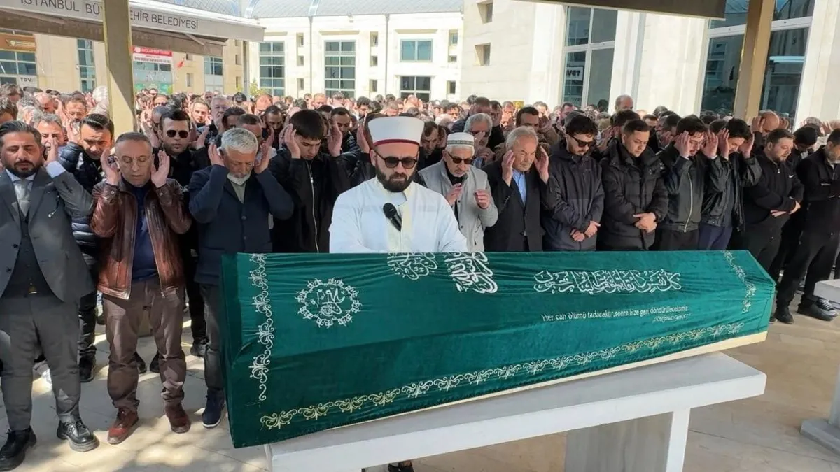 Avcılar’da sır ölüm: 34 yaşındaki kuyumcu Orkun Kayapınar evinde ölü bulundu Avcılar’da sır ölüm: 34 yaşındaki kuyumcu Orkun Kayapınar evinde ölü bulundu