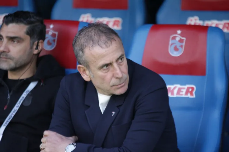 SON DAKİKA HABERLERİ: Trabzonspor’un yeni teknik direktörünü canlı yayında açıkladı! Fatih Tekke derken ters köşe…