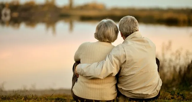 Rüyada Yaşlı Biriyle Evlenmek Ne Anlama Gelir? Rüyada Yaşlı Biriyle