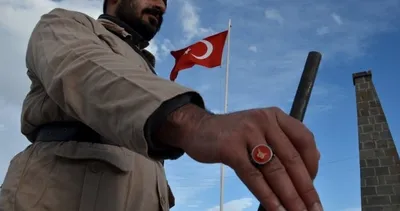 Sarıkamış şehitlerine -10 derecede saygı duruşu