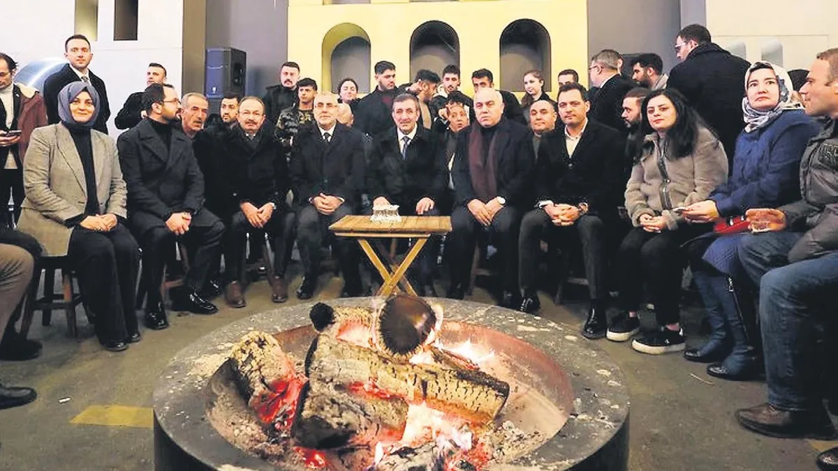 AK Parti milletle devleti barıştırdı