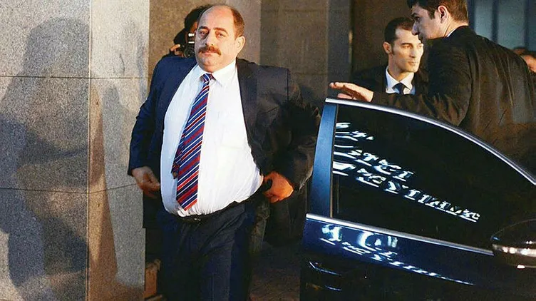 Kumpası soruşturan savcı 9 yıl sonra SABAH’a konuştu: 25 Aralık’ı Gülen yönetti talimatları o verdi