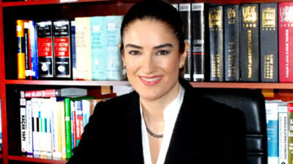 Avukat Ece Güner’in ifadesi ortaya çıktı: Ellerinde çiçekle ofise gitti Avukat Ece Güner’in ifadesi ortaya çıktı: Ellerinde çiçekle ofise gitti