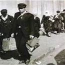 Vergisini ödemeyen mükelleflerin ev ve işyerlerindeki malları haczedildi, daha sonra da icra yoluyla satış yöntemiyle vergileri tahsil edildi