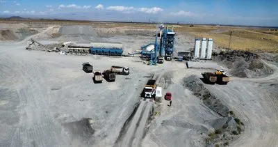 Iğdır'da yol seferberliği: Asfalt tesisi ve köy yolları havadan görüntülendi #igdir
