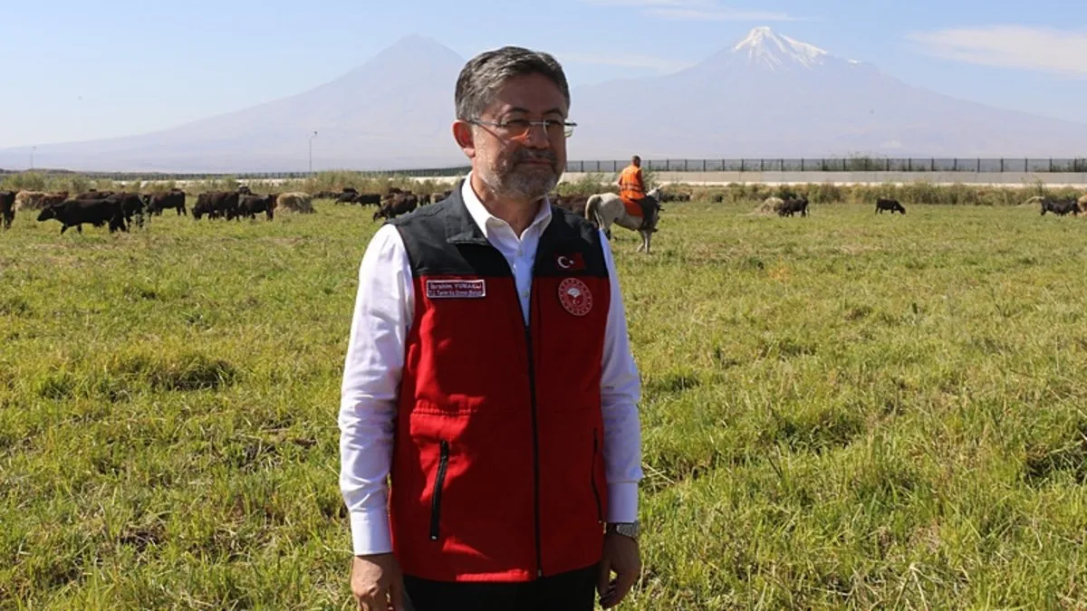Bakan Yumaklı'dan hayvan ithalatı açıklaması