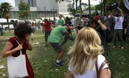 Olayların sembol fotoğrafının öncesi ve sonrası