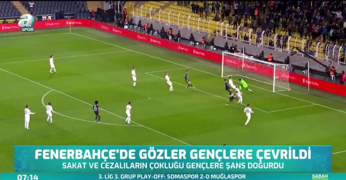 Fenerbahce De Gozler Genclere Cevrildi Videosunu Izle Son Dakika Haberleri