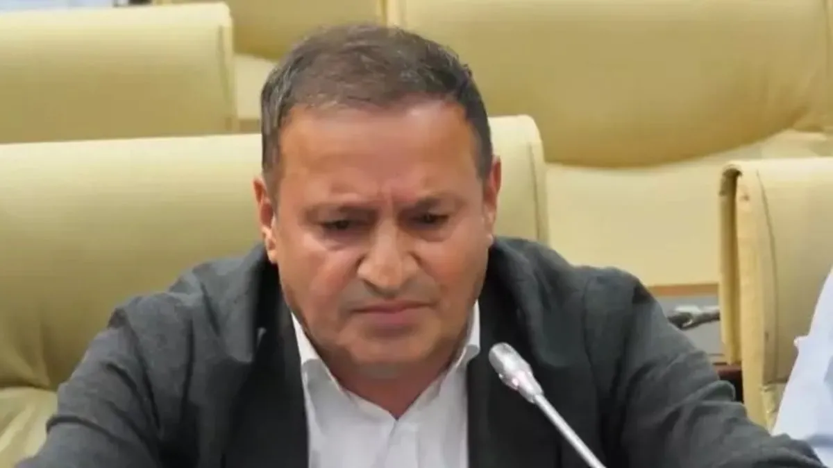 Ankara Meclis Üyesi Osman Aydoğdu'dan tepki: Sürekli insan içine çıkamazsınız diyorsunuz bu yaptığınız ihalelerden sonra kimin insan içine çıkamayacağı aşikar