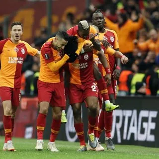 İngiliz ekibinden Galatasaray'a dev transfer teklifi! Yıldız oyuncu için tam 76 milyon..