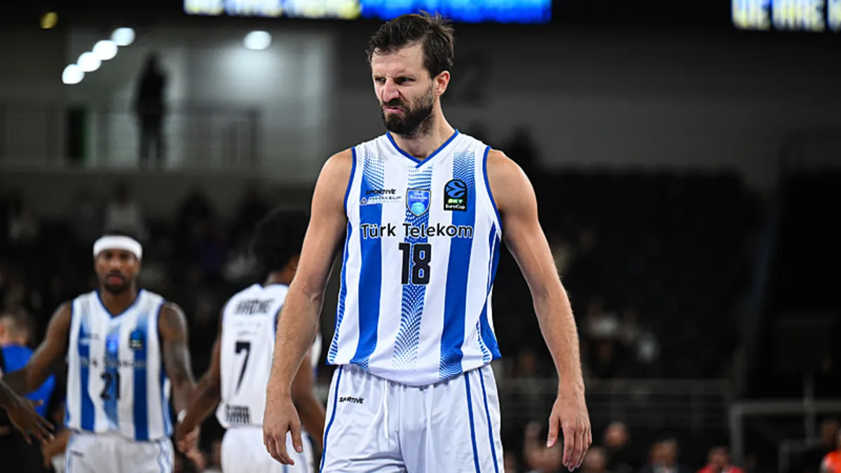 Türk Telekom, EuroCup'ta Maxima Roma'yı farklı mağlup etti