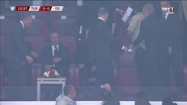 Başkan Erdoğan Türkiye-İzlanda maçını izlemek için Türk Telekom Stadyumu'nda