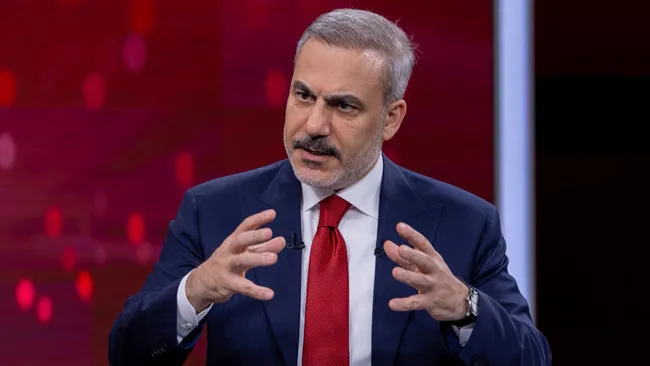 bakan-fidan-gazzeye-baris-icin-asker-de-gondeririz-1765480237557.jpg Bakan Fidan'dan Filistin mesajı: Gazze’ye barış için asker de göndeririz