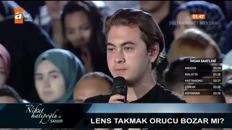 Lens kullanmak orucu bozar mı?