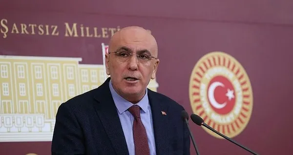 chp-mitinginde-seloya-ozgurluk-sloganlari-atildi-cumhur-ittifakindan-kilicdarogluna-sert-tepki-chpyi-hdplilest-1683109778401.jpg CHP mitinginde 'Selo'ya özgürlük' sloganları atıldı! Cumhur İttifakı'ndan Kılıçdaroğlu'na sert tepki: CHP'yi HDP'lileştirdi...