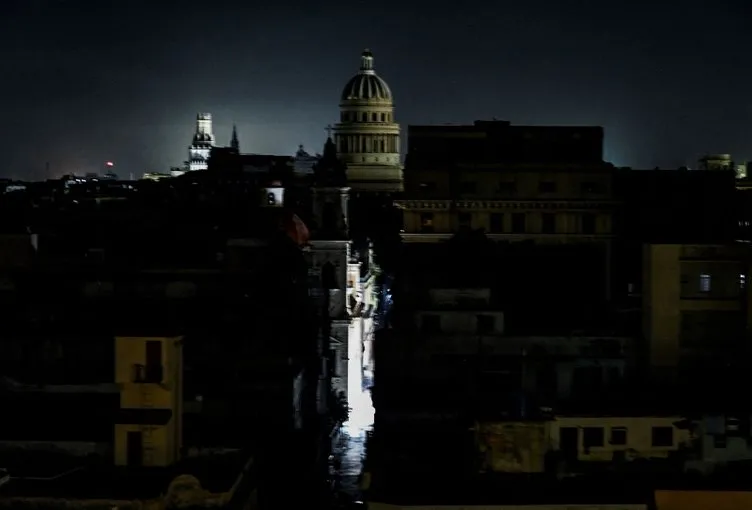 Küba tamamen karanlığa gömüldü! Felaketin boyutu büyük, bir eyalet tarih olabilir