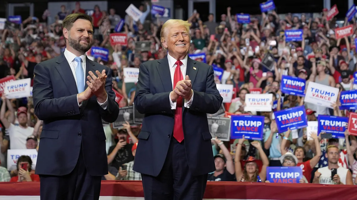 Trump’ın 2028 başkanlık tercihi ortaya çıktı: Halkın Vance’i seçmesini sağlamalıyız Trump’ın 2028 başkanlık tercihi ortaya çıktı: Halkın Vance’i seçmesini sağlamalıyız