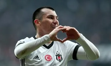 Galatasaray’dan flaş transfer atağı! Beşiktaş’ın eski yıldızı geliyor