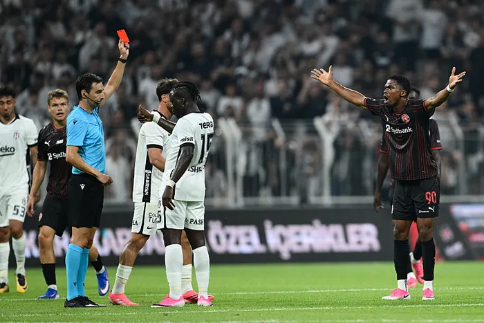 besiktas-avantaji-kapti-kartal-sahasinda-midtjyllandi-devirdi-1784835930732.jpeg