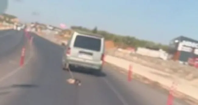 Gaziantep’te vicdanları sarsan görüntü: Araca bağlayıp sürükledi! Gaziantep’te vicdanları sarsan görüntü: Araca bağlayıp sürükledi!