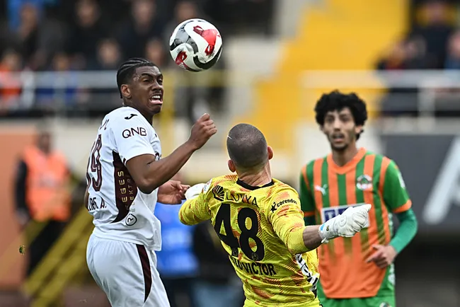 son-dakika-trabzonspora-alanyaspor-celmesi-firtina-6-mac-sonra-puan-kaybetti-1775924096613.jpeg