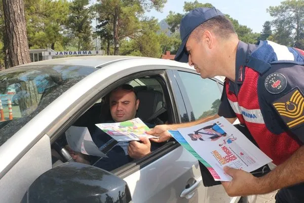 Dönüş trafiği başladı... İşte trafikte son durum