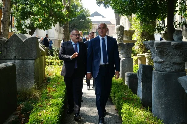 istanbul-arkeoloji-muzelerinde-tarihi-donusum-54-bin-cini-restore-edildi-yuzlerce-eser-yeniden-sergide-1789717370367.jpg
