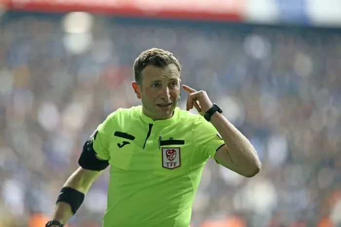 son-dakika-haberi-besiktas-galatasaray-derbisinin-hakemi-aciklandi-tffden-flas-karar-1742997938615.jpeg