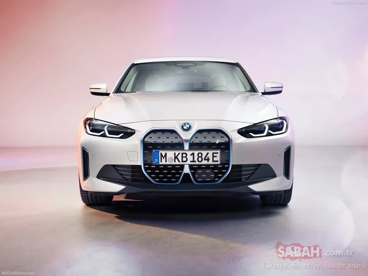 2022 BMW i4 tanıtıldı! Büyük ızgaraya sahip BMW i4’ün özellikleri nedir?