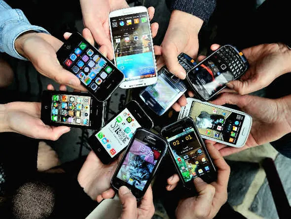 Apple üç yeni iPhone'la rakiplerini sollayacak!