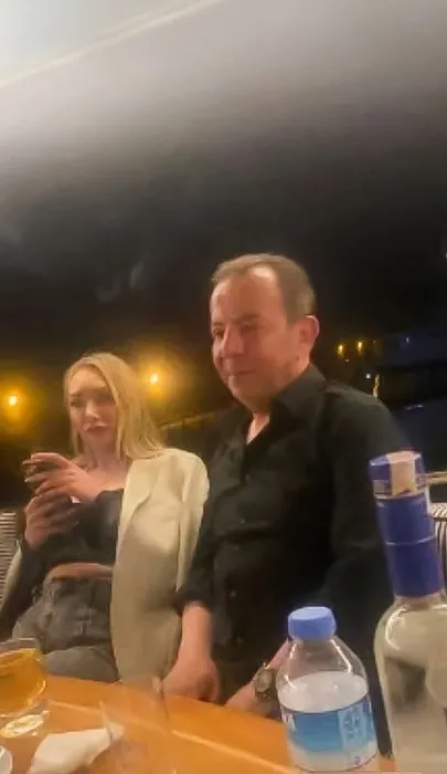 Sır dolu yat skandalında şok detaylar: Tanju Özcan beni aldı tekneye bindik! Birlikte eğlendiği kadının kimliği ortaya çıktı
