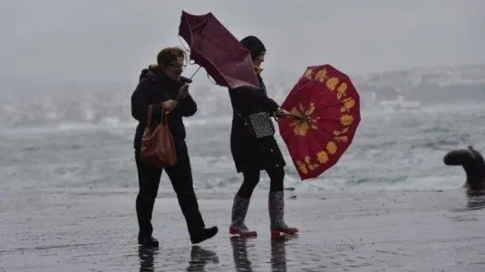 SON DAKİKA: Meteoroloji uyardı! 20 ilde kuvvetli sağanak ve fırtına! O tarihlerde şemsiyesiz çıkmayın