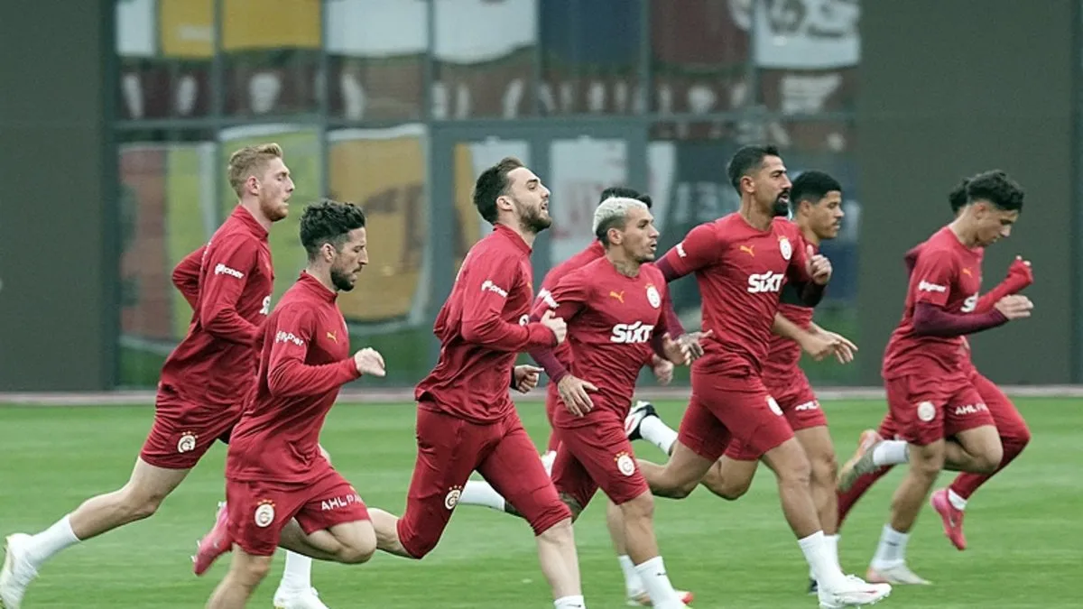 Galatasar... </div>
<div class=