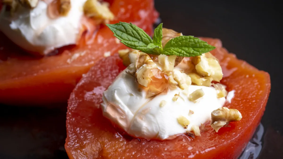 Ramazan sofralarına yakışan geleneksel lezzet: Ayva tatlısı tarifi