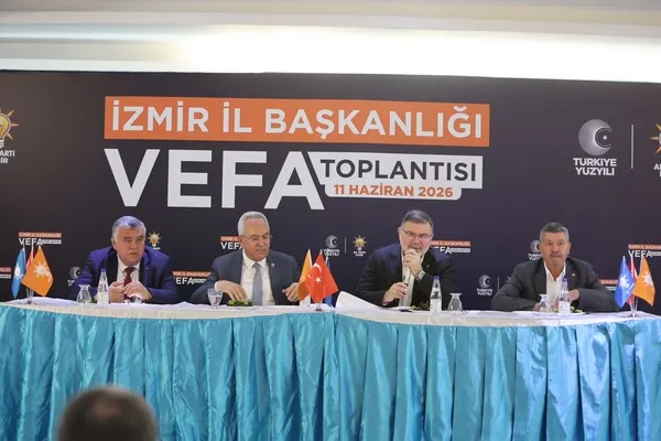 ak-parti-izmir-il-baskani-bilal-saygili-ak-partinin-basarisinda-burada-bulunan-her-bir-dava-insaninin-alin-ter-1781183580226.jpg