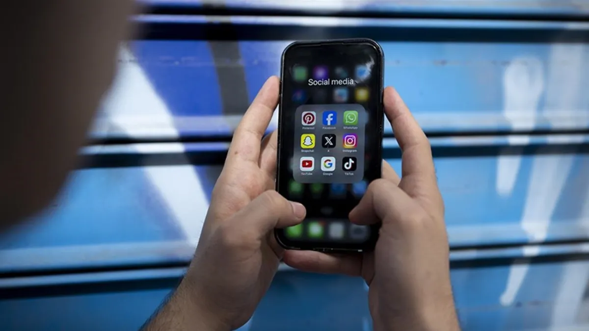 Yunanistan’da sosyal medya yasağı: 15 yaş altı çocukların erişimi kısıtlanacak