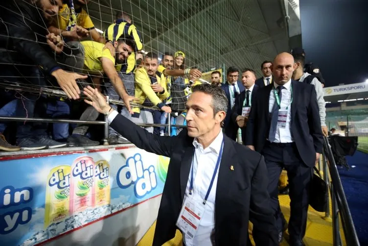 Ali Koç, Çaykur Rizespor yenilgisin ardından taraftardan özür diledi
