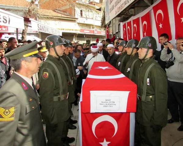 Şehit uzman Çavuş İbrahim Çetin son yolculuğuna uğurlandı