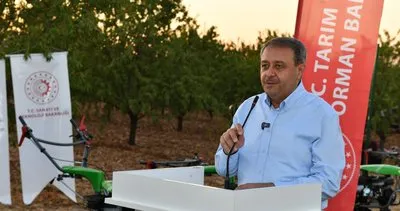 Vali Şıldak, Hilvan'da badem hasadına katıldı #sanliurfa
