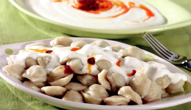 Bayat Ekmekli Mantı