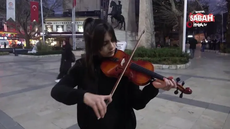 Başkan Erdoğan'a keman çalan kız: