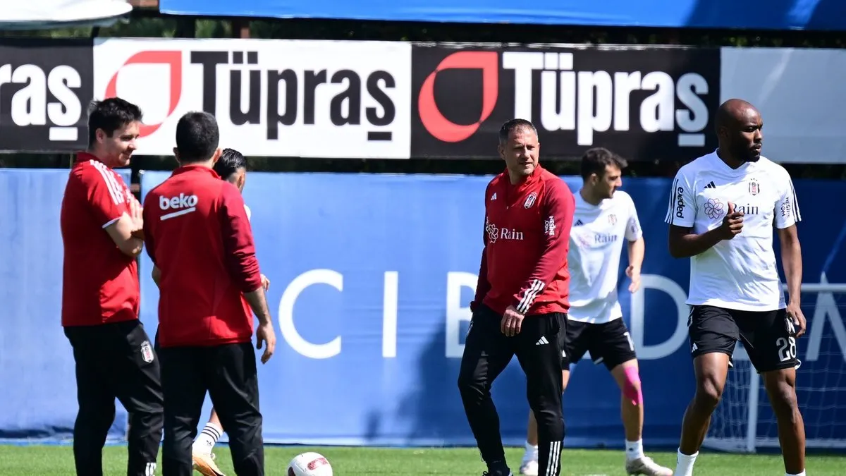 Son dakika Beşiktaş haberi: Sedar Topraktepe'den takım ile flaş toplantı! Önceliğimiz...