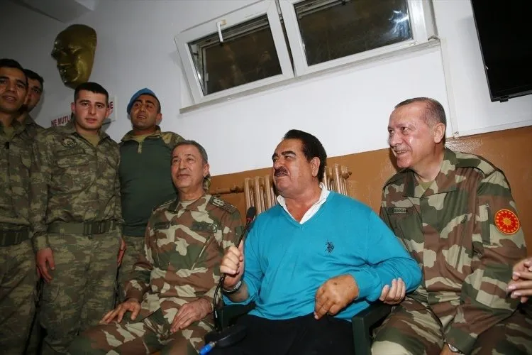 Cumhurbakanı ile beraber ünlü isimler sınıra akın etti