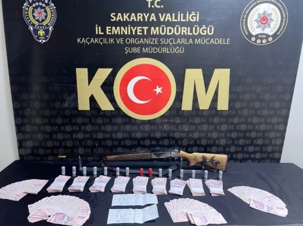 sakaryada-100-milyon-tllik-tefecilik-operasyonu-2-tutuklama-1771483089783.jpg