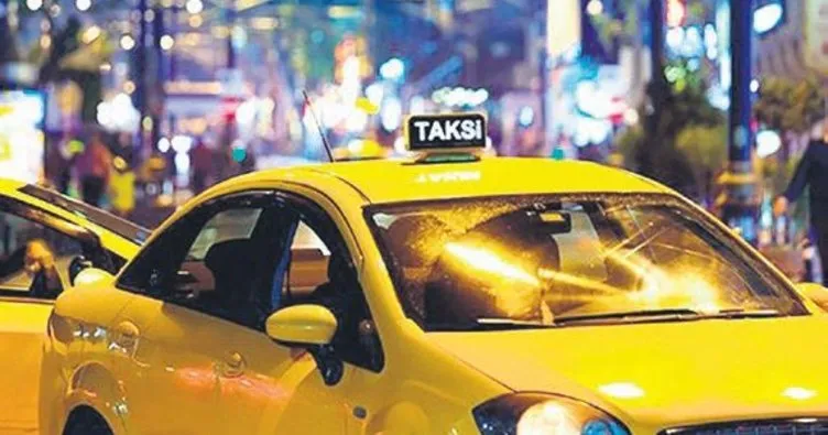 ‘Turist polis’ taksici avladı