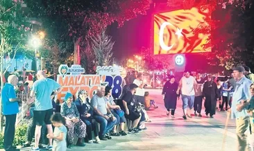 Malatyalılar geceyi parklarda geçirdi