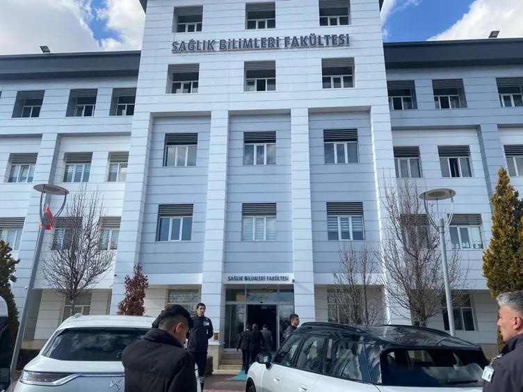SON DAKİKA: Konya Selçuk Üniversitesi’nde silahlı saldırı! Dekan yardımcısını vurup intihar girişiminde bulundu: Katliam için gelmiş