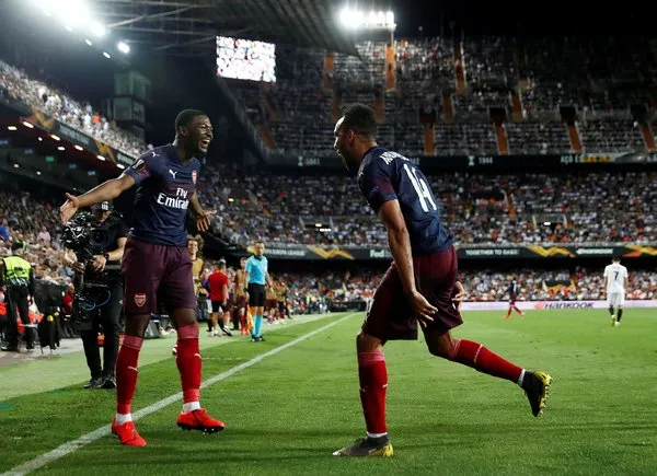 Valencia - Arsenal maçında son düdük çaldı, saha karıştı!