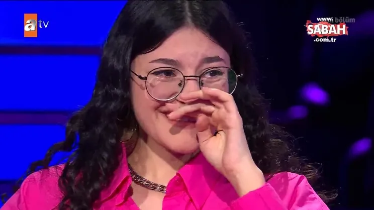 ‘Kim Milyoner Olmak İster’in ünlü sunucusunu karşısında görünce… | Video